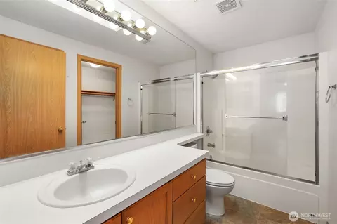 Bath - 23201 40th Ave E, Spanaway, WA 98387 photo 2 of 3
