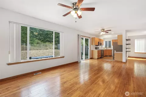 Living - 23201 40th Ave E, Spanaway, WA 98387 photo 6 of 8