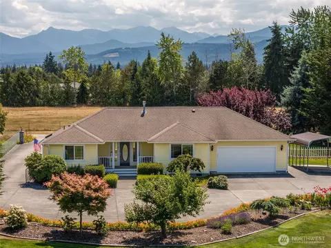 170 Donaper Rd, Sequim, WA 98382