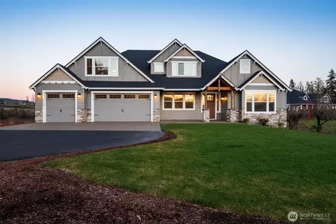 4554 142nd St NW, Gig Harbor, WA 98332