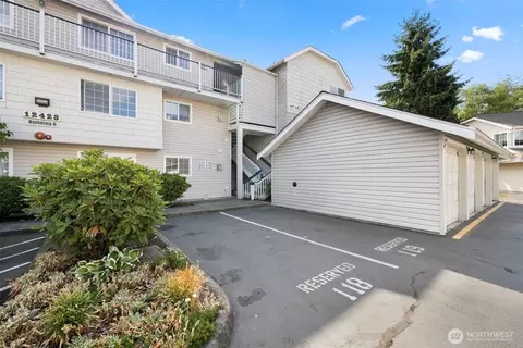 12423 4th Ave W #6303, Everett, WA 98204