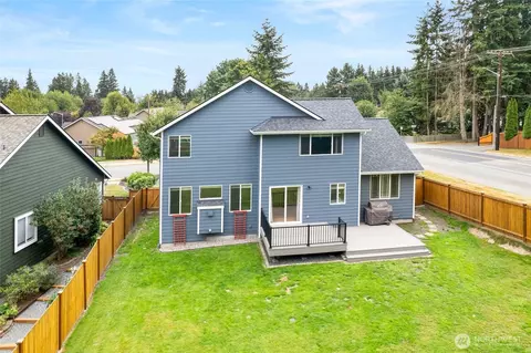 Exterior - 11524 40th Dr SE, Everett, WA 98208 photo 6 of 6