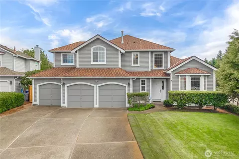 829 SW 347th Ct, Federal Way, WA 98023
