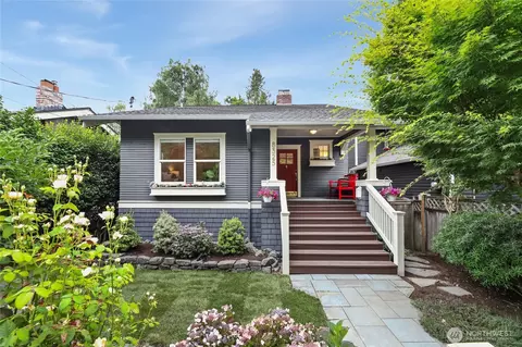 8325 46th Ave SW, Seattle, WA 98136