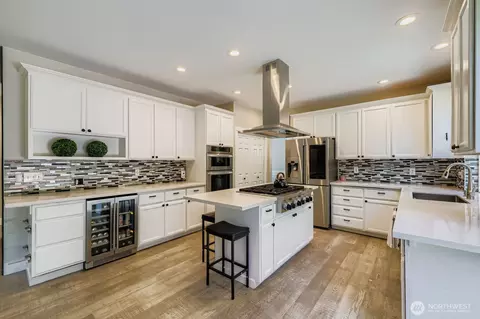 Kitchen - 2827 191st Pl SE, Bothell, WA 98012 photo 1 of 4