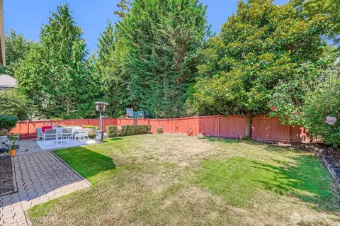 Exterior - 2827 191st Pl SE, Bothell, WA 98012 photo 7 of 7