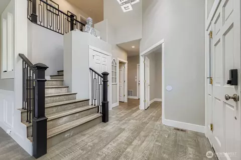 Entry Way - 2827 191st Pl SE, Bothell, WA 98012 photo 1 of 2