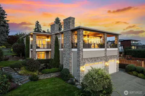 1223 1st St, Kirkland, WA 98033