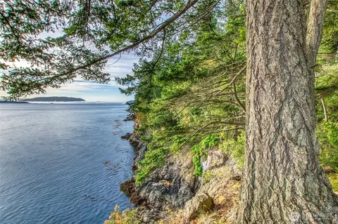 2760 Raccoon Point Rd, Orcas Island, WA 98245 photo 3