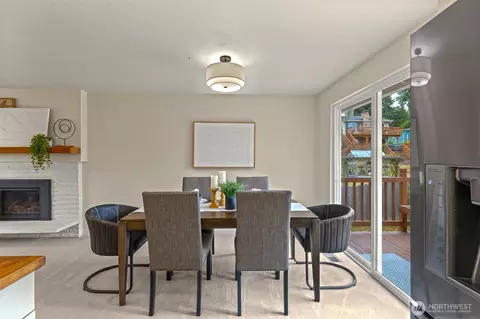 Dining - 10141 NE 202nd St, Bothell, WA 98011 photo 1 of 3