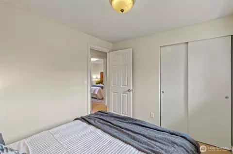 Bedroom - 10141 NE 202nd St, Bothell, WA 98011 photo 3 of 4