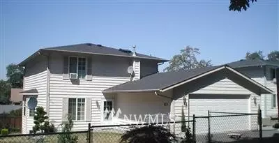 923 E Smith St, Kent, WA 98030 photo 1
