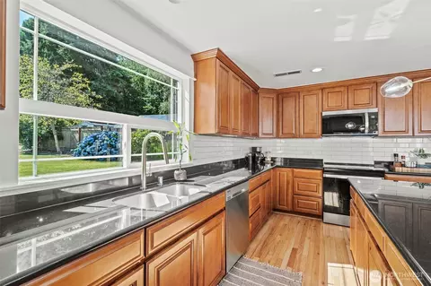 Kitchen - 228 Berkeley Ave, Fircrest, WA 98466 photo 3 of 3