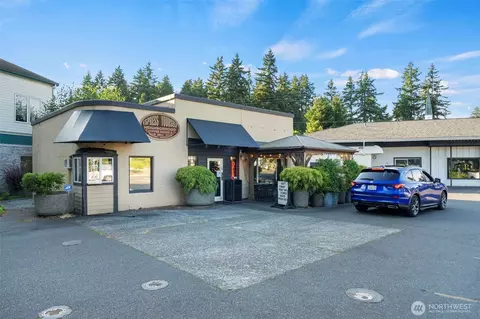 Exterior - 228 Berkeley Ave, Fircrest, WA 98466 photo 7 of 7