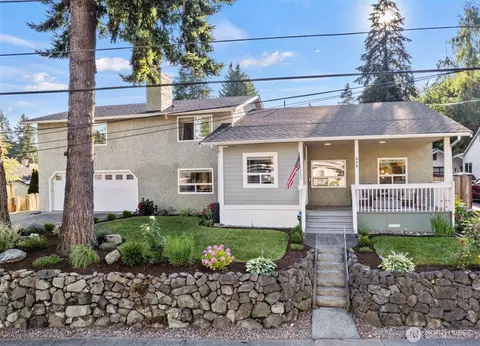 228 Berkeley Ave, Fircrest, WA 98466