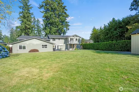 Exterior - 228 Berkeley Ave, Fircrest, WA 98466 photo 6 of 7