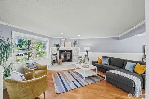 Living - 228 Berkeley Ave, Fircrest, WA 98466 photo 1 of 2
