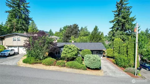 1247 Racine St, Bellingham, WA 98229