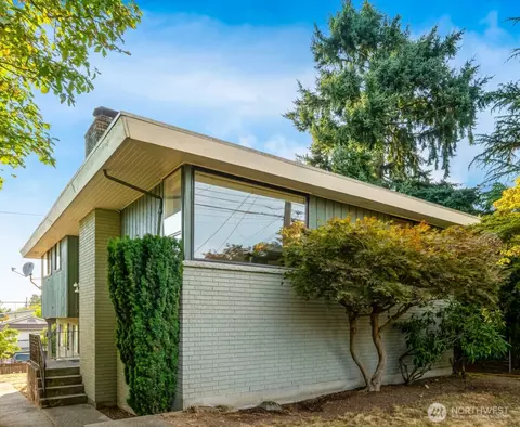 8613 16th Ave SW, Seattle, WA 98106