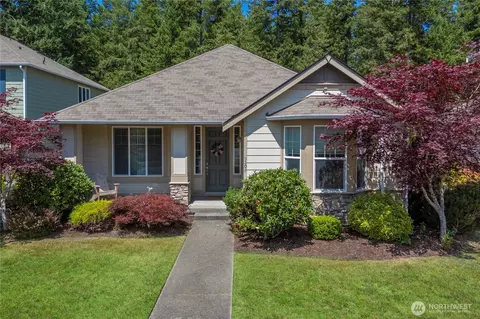 9208 Campus Glen Dr NE, Lacey, WA 98516