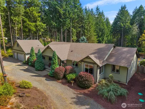 18508 104th St NW, Gig Harbor, WA 98329
