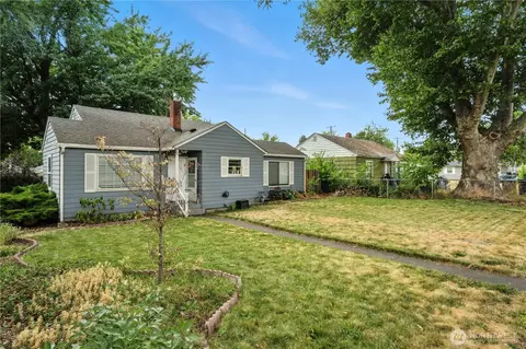 1210 Tillamook St, Walla Walla, WA 99362