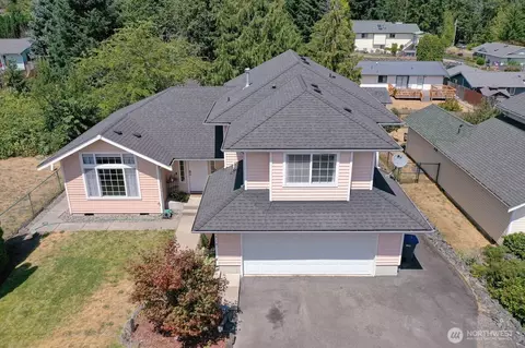 7315 E Collins Rd, Port Orchard, WA 98366