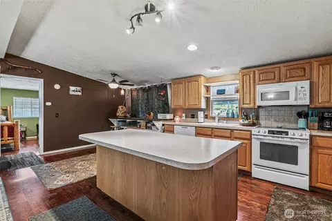 2044 46th Ave, Longview, WA 98632 photo 11