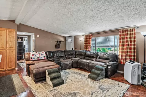 2044 46th Ave, Longview, WA 98632 photo 6
