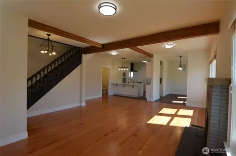Living - 15508 Meade Mccumber Rd E, Sumner, WA 98390 photo 1 of 3
