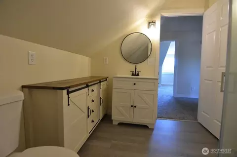 Bath - 15508 Meade Mccumber Rd E, Sumner, WA 98390 photo 4 of 4
