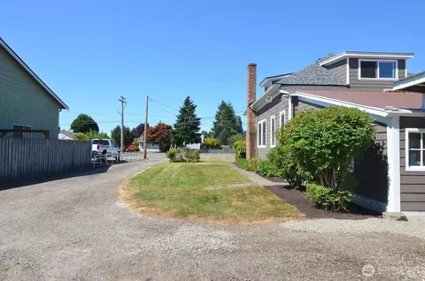 Exterior - 15508 Meade Mccumber Rd E, Sumner, WA 98390 photo 4 of 5
