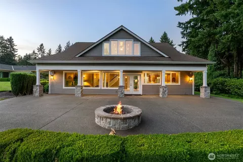 2609 Country Club Ct NW, Olympia, WA 98502