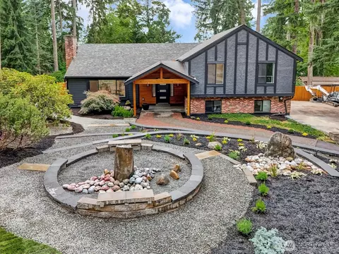 21401 SE 16th Pl, Sammamish, WA 98075