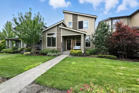 32986 Skyline Ln, Black Diamond, WA 98010