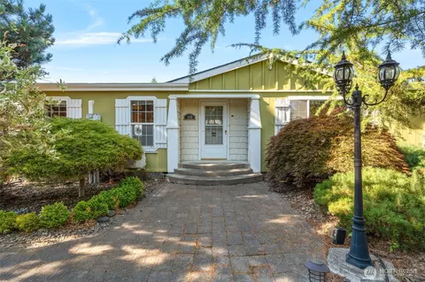 118 Quary Ln, Winlock, WA 98596