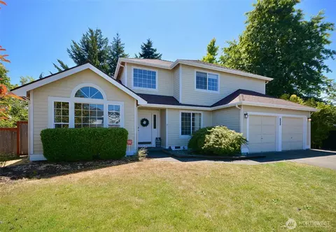 185 Eagle Ridge Dr E, Puyallup, WA 98374