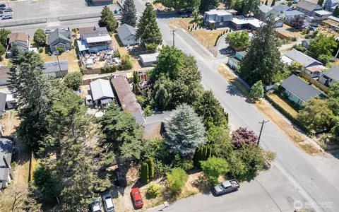 4541 E F St, Tacoma, WA 98404