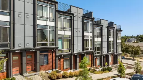 972 N Allen Pl, Seattle, WA 98103