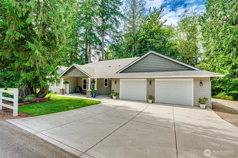 1429 Coal Creek Rd, Longview, WA 98632