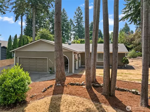 9928 56th St NW, Gig Harbor, WA 98335