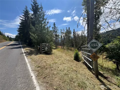 352 X Lost Mountain Rd, Sequim, WA 98382
