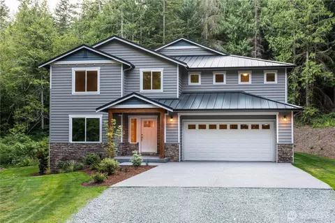 6981 Lakewood Park Ln, Anacortes, WA 98221