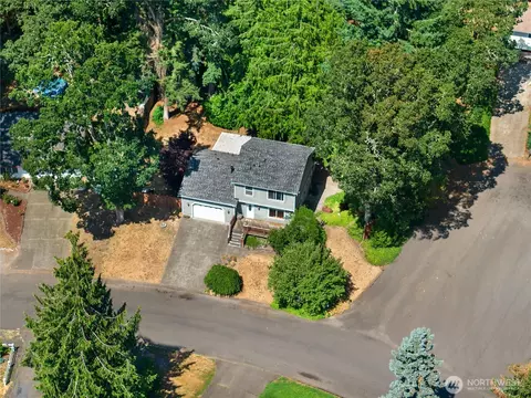 7813 Pamela Ct SE, Lacey, WA 98503