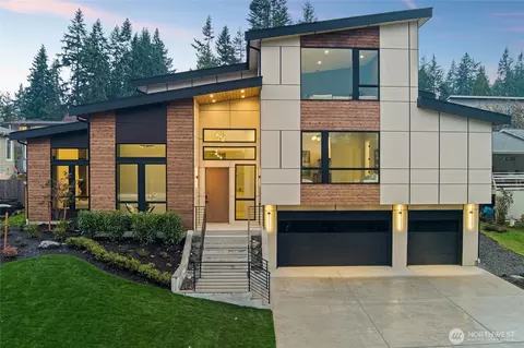 2423 129th Ave SE, Bellevue, WA 98005