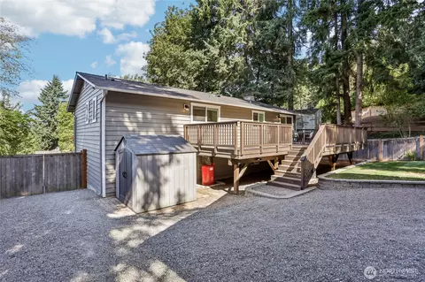 Exterior - 23629 7th Ave W, Bothell, WA 98021 photo 7 of 7
