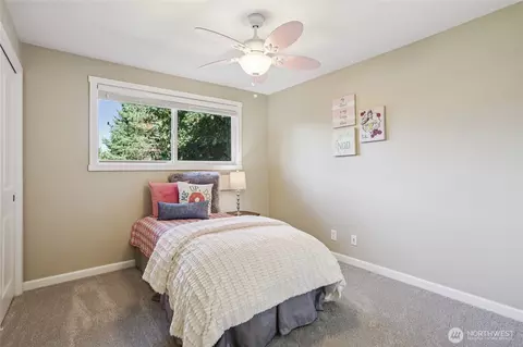 Bedroom - 23629 7th Ave W, Bothell, WA 98021 photo 5 of 8
