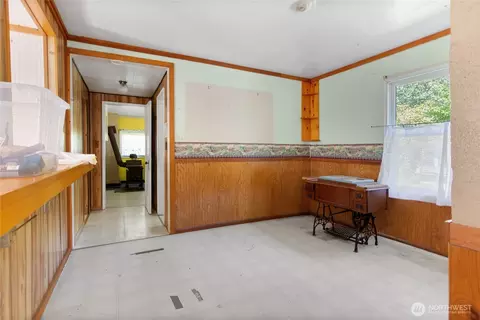 Entry Way - 36806 320th Ave SE, Enumclaw, WA 98022 photo 1 of 1