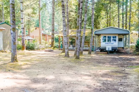 111 N Napilikai Dr, Lilliwaup, WA 98555