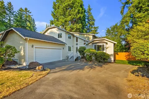 3410 166th Ave SE, Bellevue, WA 98008
